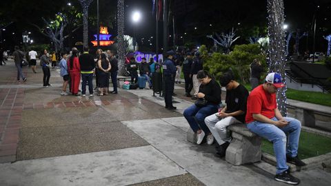 Im�genes tras el doble terremoto de magnitudes 7,2 y 7,5 producidos en Venezuela
