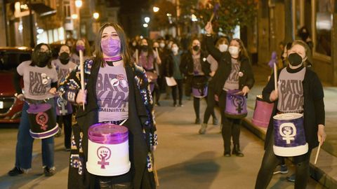 Marcha feminista en Laln.