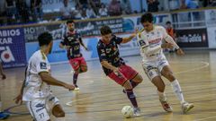 Imagen del partido disputado en el Agust�n Mour�s entre el Portus Apostoli y El Ejido Futsal.