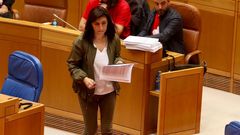La conselleira �nxeles V�zquez: �<span lang= gl >Ardeu ata o c�spede regado</span>�