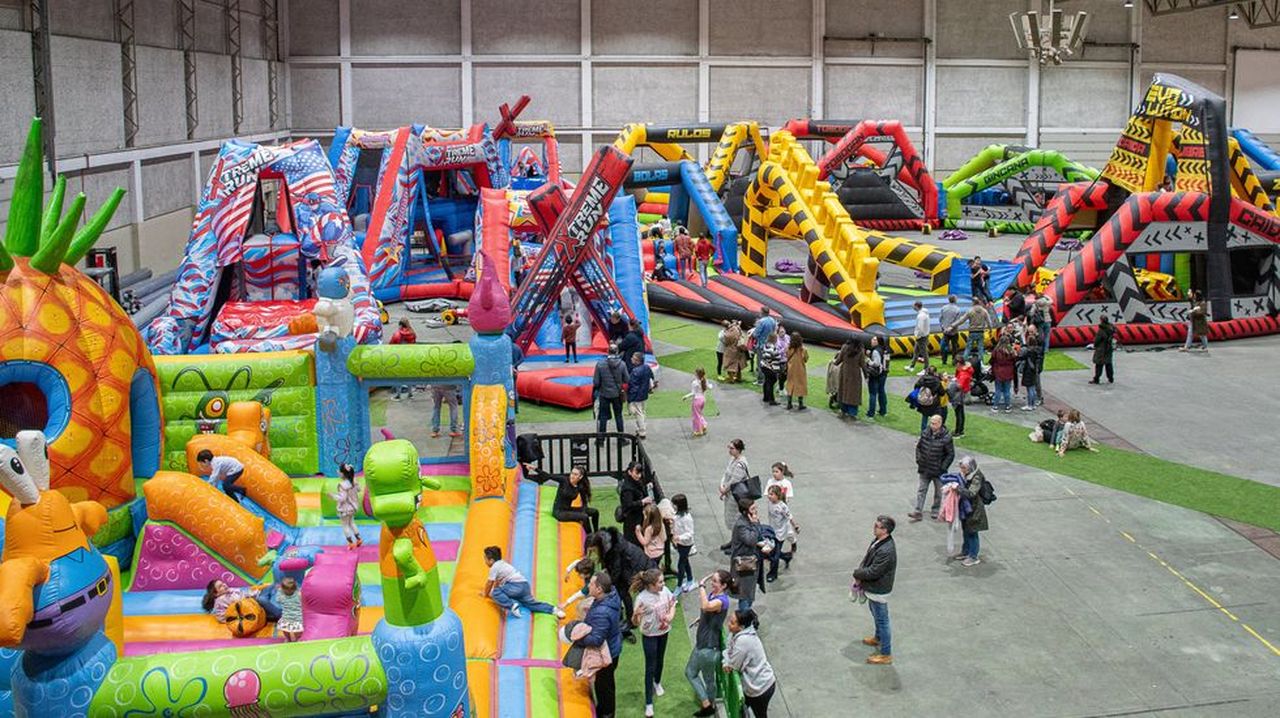 Aterriza en Expourense Funtastik, el parque multiaventura para familias