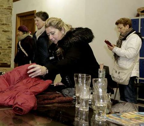 Tambi�n se puede cambiar ropa, bolsos y otros objetos. 