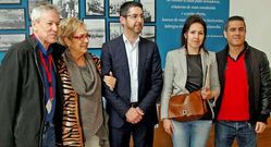 Rosal�a Mera y Luis Oujo intervinieron en el encuentro en Porto do Son.