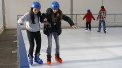 Imagen de archivo de una pista de hielo instalada en Santiago estas fiestas