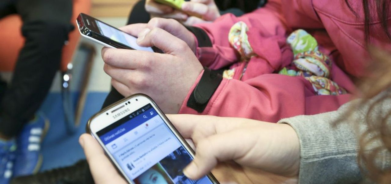 Ribeira se integra en un plan para alejar a los jóvenes de las pantallas
