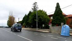 La ubicaci�n del centro en pleno cambio de rasante agrava los riesgos en la bajada de alumnos.