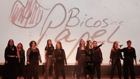 Actuaci�n en la gala de Bicos de Papel, en el cine Salesianos