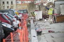 La base del cierre perimetral que separar� el aparcamienbo libre y el de pago est� en marcha. 