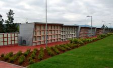 La puesta en servicio del cementerio municipal est� pendiente desde al a�o 2010. 