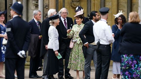 Invitados llegando a la ceremonia