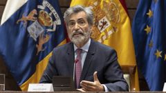 Carlos Lesmes durante su participaci�n en la conferencia �El gobierno del Poder Judicial y la Administraci�n de Justicia�, celebrada este jueves en la sede del Parlamento de Canarias