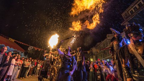 Actividades culturales en el Mercado Medieval de Corcubin