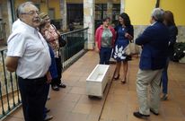 La presidenta de la Diputaci�n, Elena Candia, y el presidente provincial del PP, Jos� Manuel Barreiro, visitaron a mediados de agosto las instalaciones de Prodeme con Julio Corti�as (primero por la derecha)