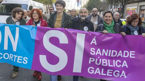 manifa.Ana Pontn y otros lderes del BNG durante la ltima marcha convocada en Santiago a favor de la sanidad pblica.