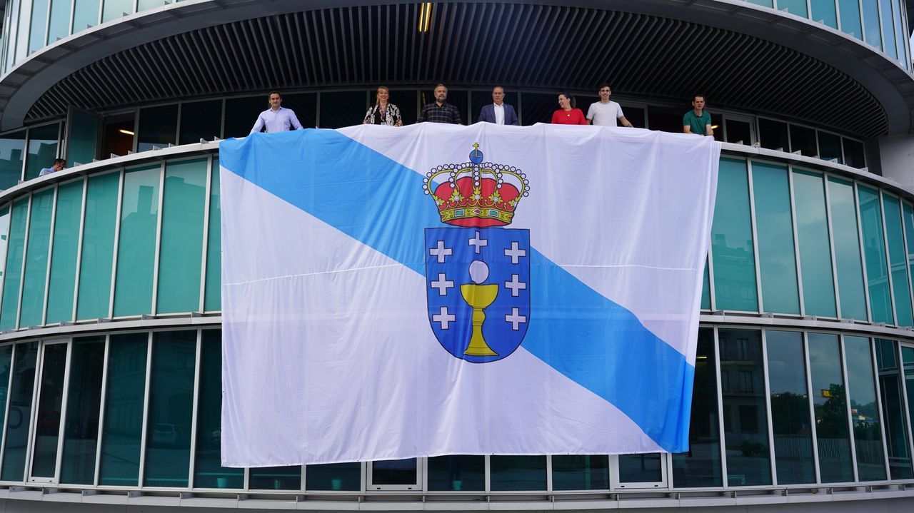 Bandeira de Galicia no castro tecnolóxico pola celebración do 25-J – La Voz de Galicia
