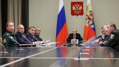 Reunin de emergencia de Vladimir Putin para tratar los ataques ucranianos enBlgorod, Kursk and Bryansk.