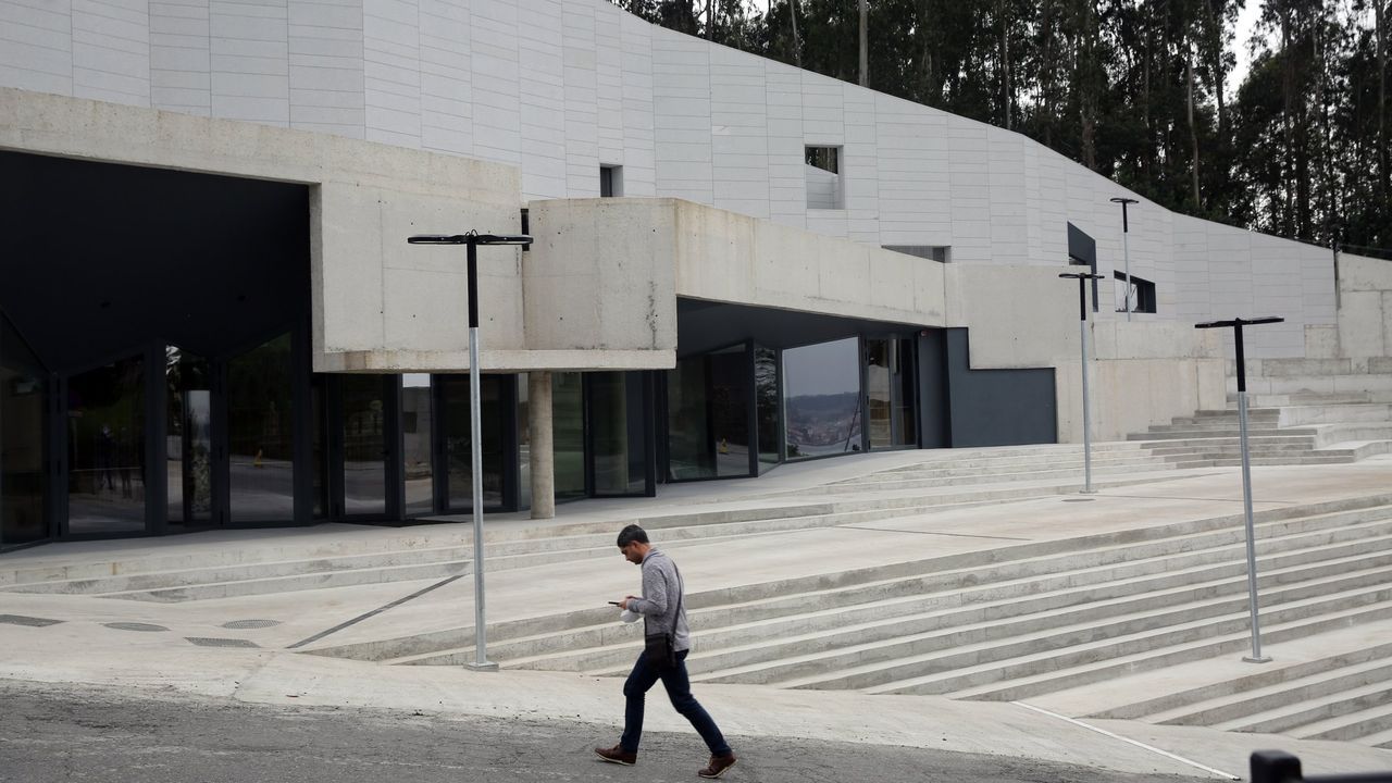 EU denuncia sobrecostes en el auditorio de O Grove tras una sentencia del TSXG
