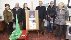 Amelia G�mez, Juan Fraga, Pilar Fraga, Jos� Garc�a Gondar, Antonio Villar y Fina Rey, ayer en la parroquia