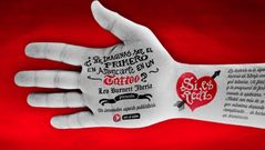 En busca del primer anunciante en un tatuaje