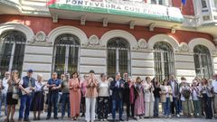 Minuto de silencio por Palestina ante el Concello de Pontevedra celebrado este viernes