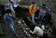 Excavaciones en el castro descubierto en el parque Zapardiel en noviembre del 2007.