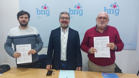 Xurxo Rodrguez, scar Insua y Xos Manuel Pose, este viernes en Carballo.