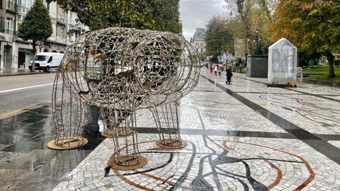 Uno de los osos de luces que se puede encontrar en el paseo de los lamos.