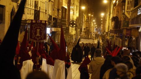 Procesi�n de Jes�s Atado a la Columna y de la Sant�sima Virgen de la Esperanza, de la Cofrad�a de Dolores.