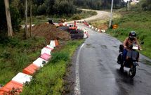 La actuaci�n incluye mejoras en los arcenes, que se encuentran muy deteriorados.