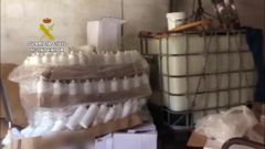 Desmantelado en Boiro un laboratorio clandestino de falso gel hidroalcoh�lico