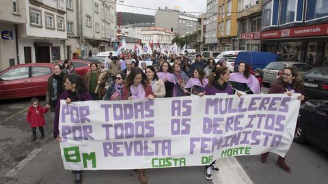 Concentraci�n en Cee de la plataforma �8M Costa da Morte�