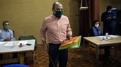 Abelardo Carballo, alcalde de Viana, co bast�n de mando