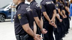 Imagen de archivo de agentes de la Polic�a Nacional en A Coru�a