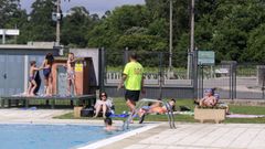 Piscina municipal de Ribadumia antes del deterioro