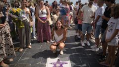 Mar�a Vilas estuvo recientemente en Ribeira para ser homenajeada por los vecinos de Casti�eiras, donde ya tiene una estrella en el particular paseo de la fama de la localidad.