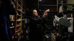 Marcelo Rodr�guez lleva desde los 13 a�os dedic�ndose al oficio de ser zapatero