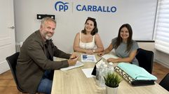 Rub&eacute;n Lorenzo, con &Aacute;ngela Facal y Paula Seoane