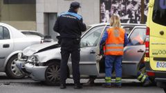 Un polic�a local de Monforte en un accidente de tr�fico, en una fotograf�a de archivo