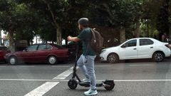 La mayor�a de conductores cumplen las normas y circulan con casco por la carretera