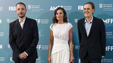 Ripoll, la reina y Alberto Iglesias