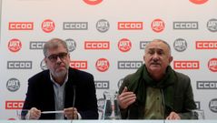 Los secretarios generales de CC.OO., Unai Sordo, y de UGT,  Pepe lvarez, en una imagen de archivo