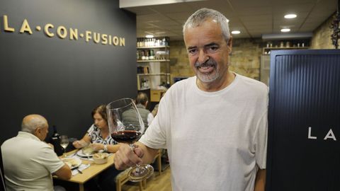 Manuel Souto, propietario del restaurante La.Con.Fusión, en A Coruña