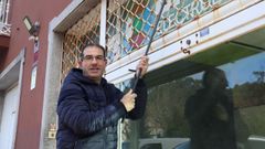 El barbanzano habilit� hace a�os la planta baja de su casa para hacer m�s grande su negocio.