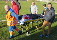 Este fue el momento de la evacuaci�n de Gomis desde A Medela al hospital de Monforte. 