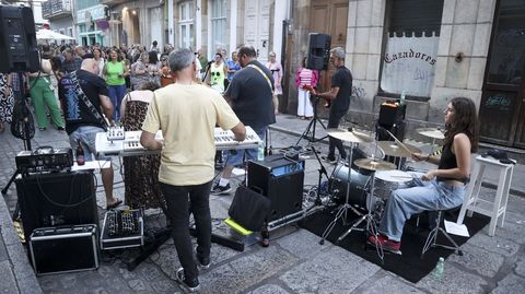 Concierto en la calle Magdalena durante las fiestas del pasado verano.