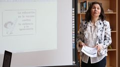 Charla en Ponteceso de la abogada Estrella Couto