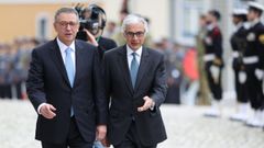 El presidente de la Rep�blica de Portugal, el socialista Ant�nio Jos� Seguro, y el del Parlamento, el conservador Jos� Pedro Aguiar-Branco, el pasado mes en Lisboa, durante la toma de posesi�n del primero