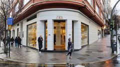 �ltimo d�a del Zara de Juan Fl�rez, el primero de A Coru�a y del mundo