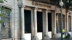 Oficina bancaria en Oporto.