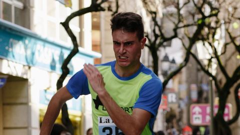 Carreras de San Silvestre en Ourense.La capital ourensana disfrut del ambiente festivo de su particular prueba de fin de ao